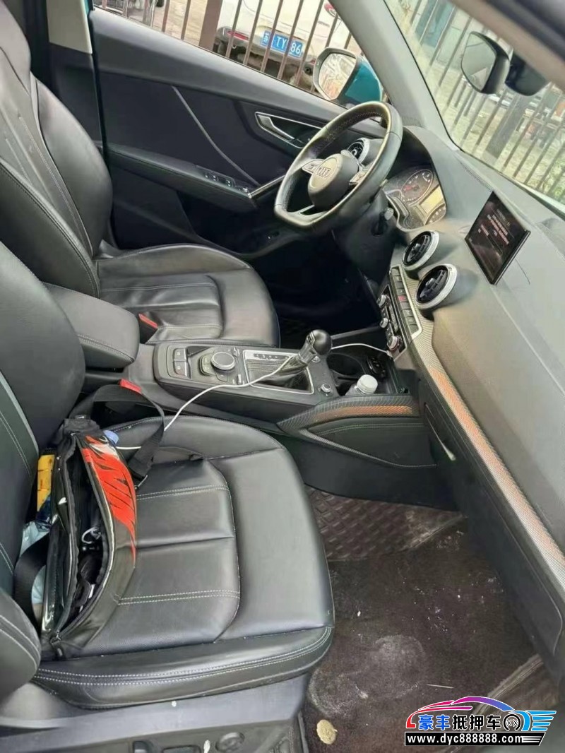 22年奥迪Q2轿车抵押车出售