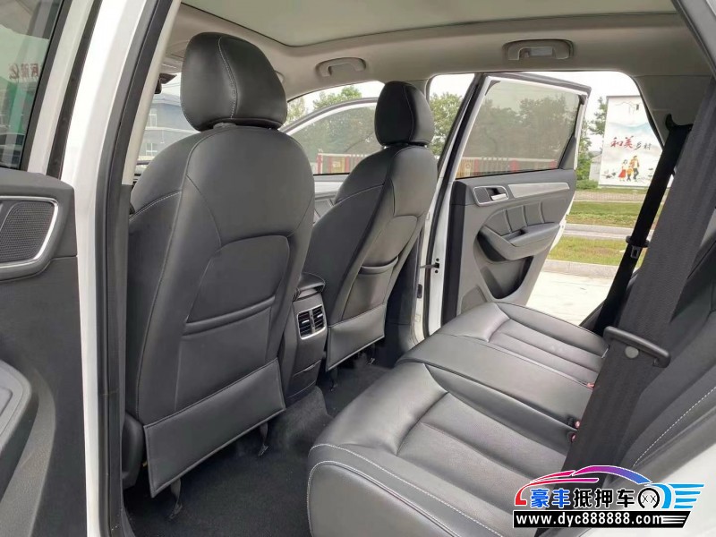 19年荣威RX5轿车抵押车出售