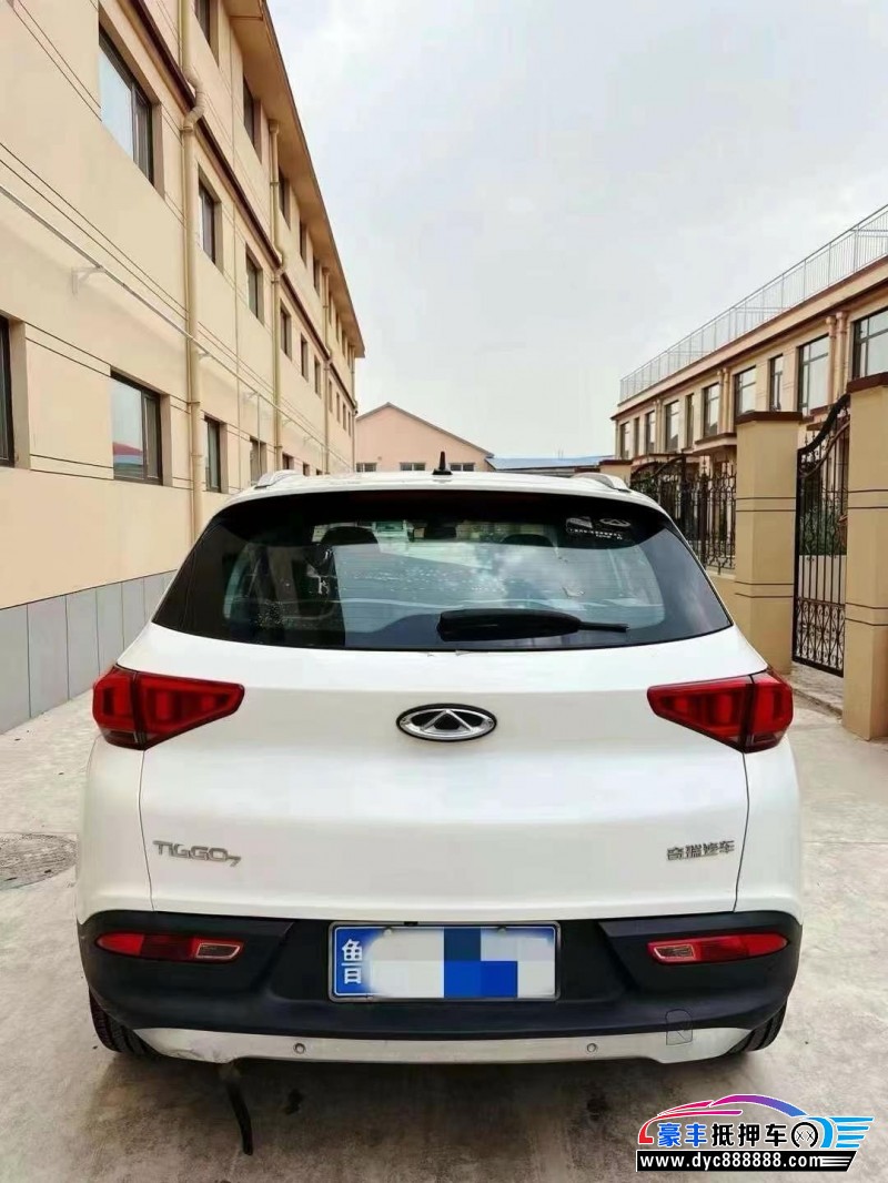 16年奇瑞瑞虎7轿车抵押车出售