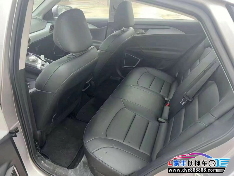 23年吉利几何轿车抵押车出售