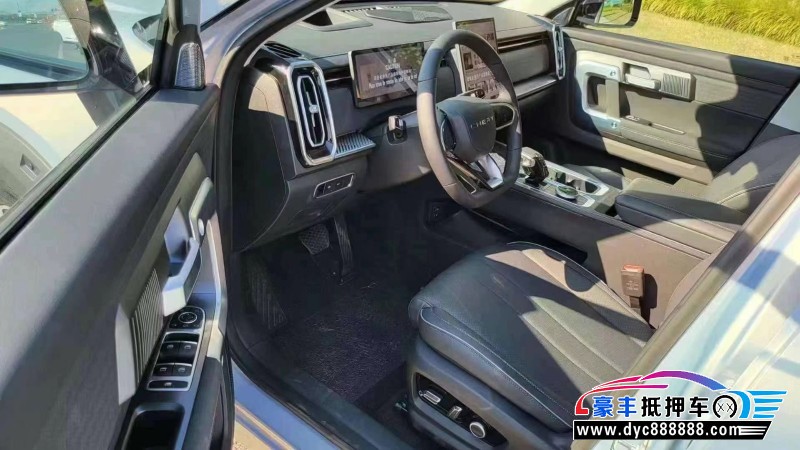 24年奇瑞探索轿车抵押车出售