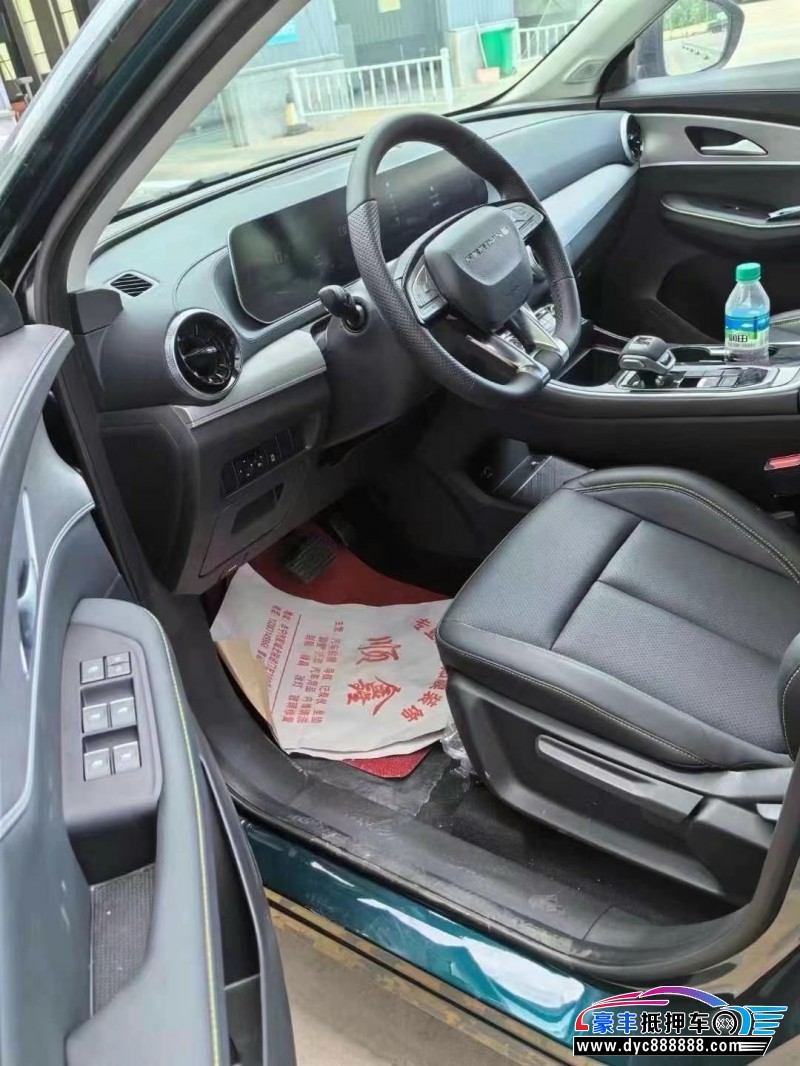 24年东风风行T5轿车抵押车出售