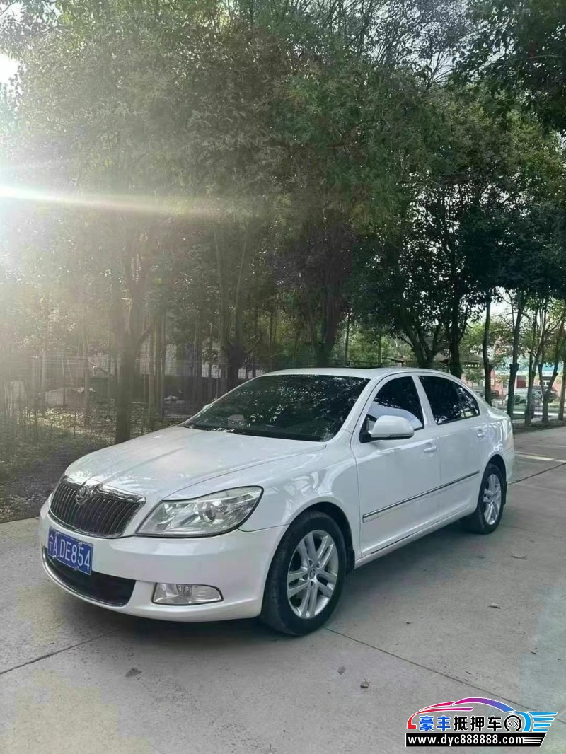 14年斯柯达明锐轿车抵押车出售