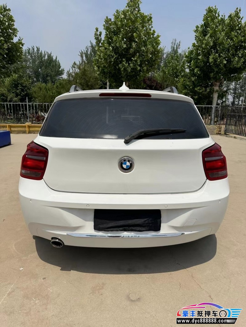 13年宝马1系轿车抵押车出售