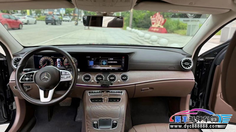 20年奔驰E轿车抵押车出售