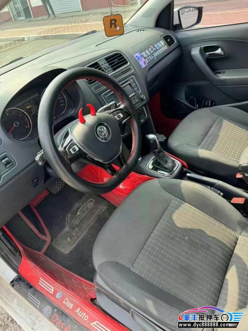 17年大众polo轿车抵押车出售