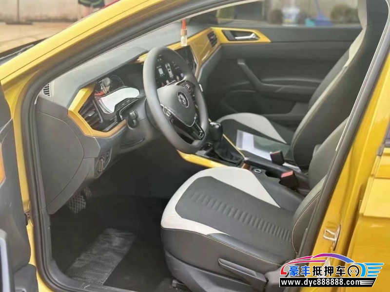 20年大众polo轿车抵押车出售