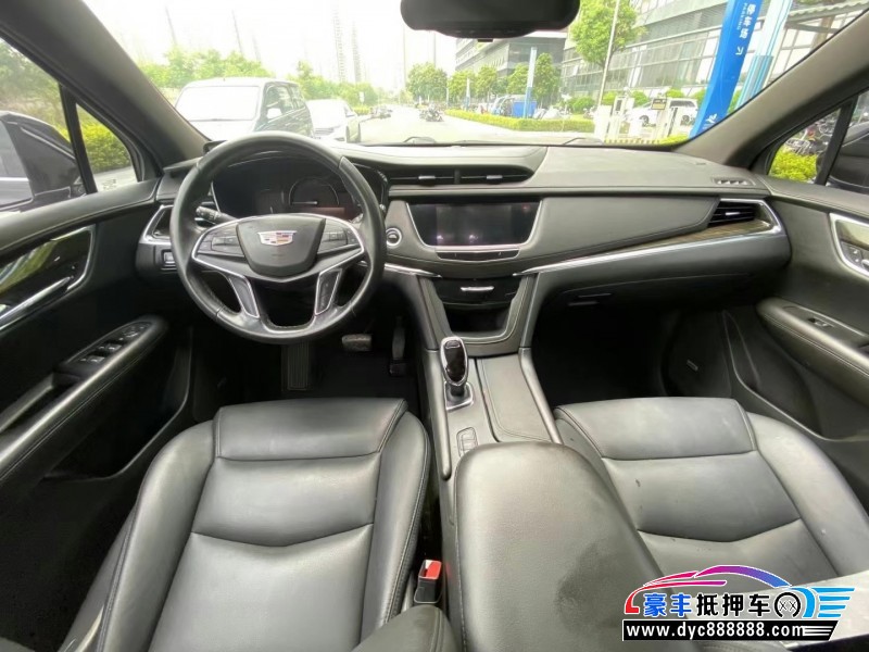 18年凯迪拉克XT5轿车抵押车出售