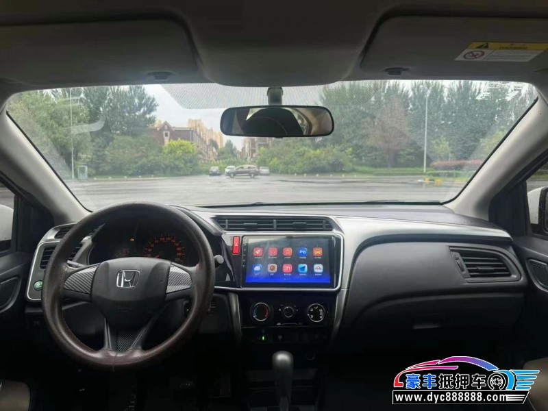 17年本田锋范轿车抵押车出售