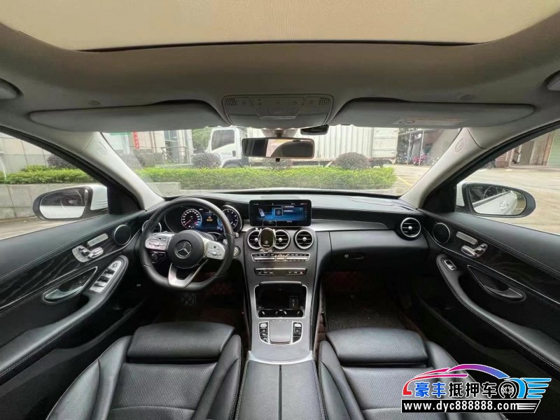 20年奔驰C轿车抵押车出售