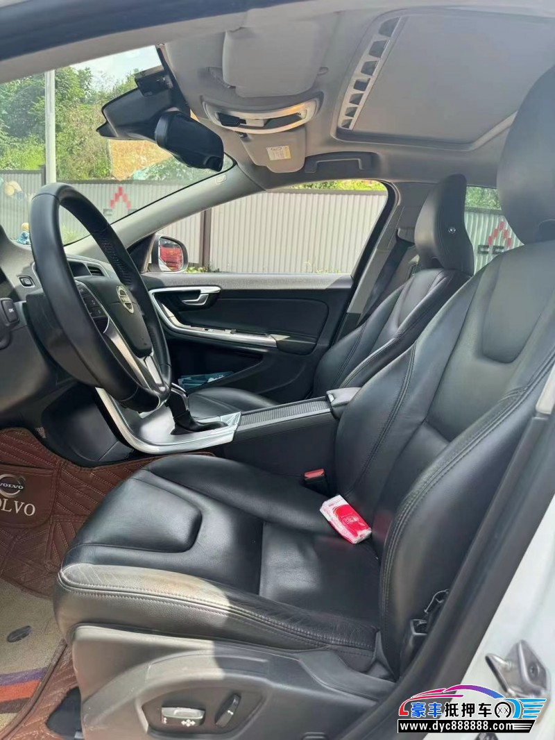 16年沃尔沃S60轿车抵押车出售