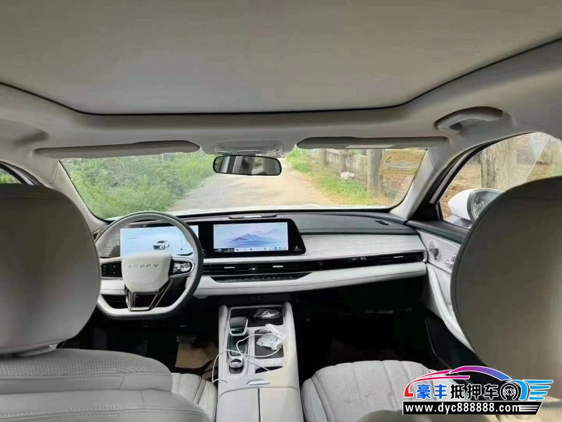 24年奇瑞风云轿车抵押车出售