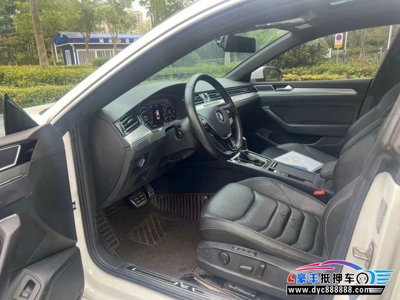 18年大众CC轿车抵押车出售