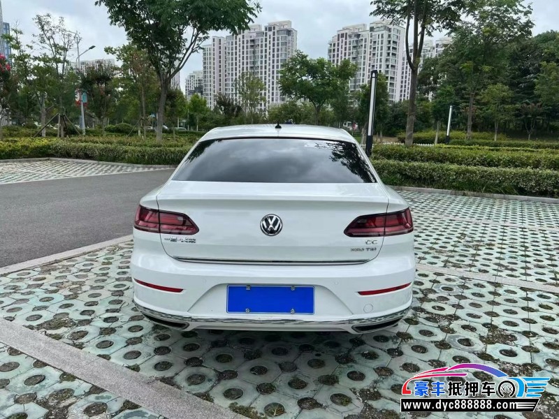 18年大众CC轿车抵押车出售