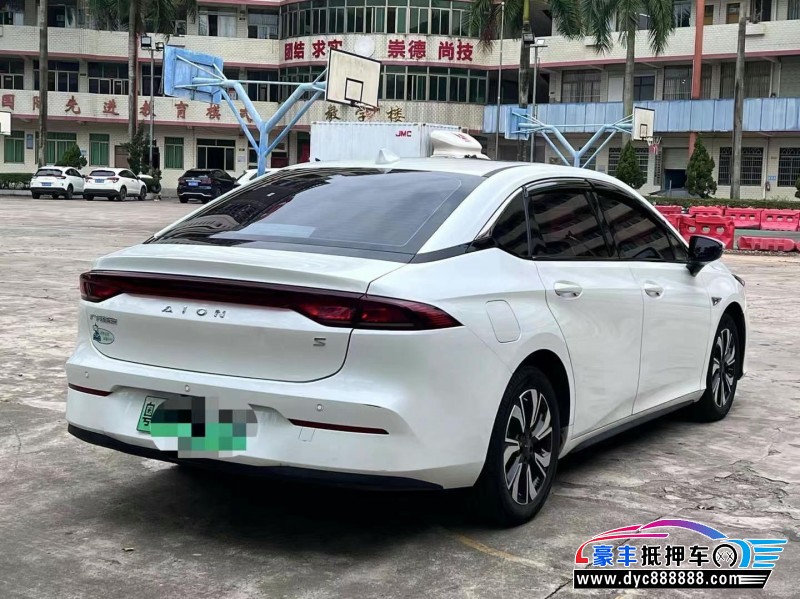 22年埃安炫轿车抵押车出售