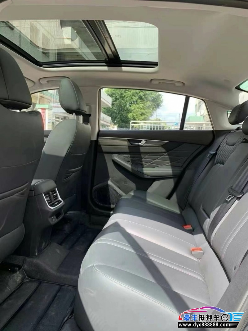 23年东风风神奕炫轿车抵押车出售