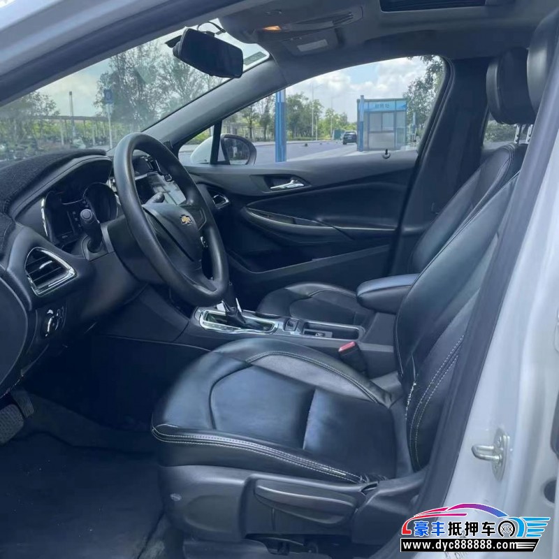 17年雪佛兰科鲁兹轿车抵押车出售