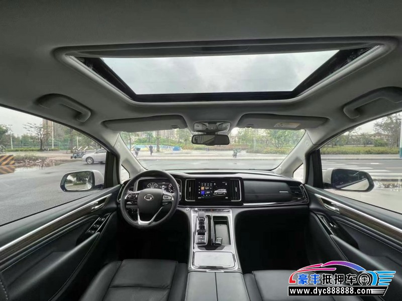 22年传祺M8轿车抵押车出售