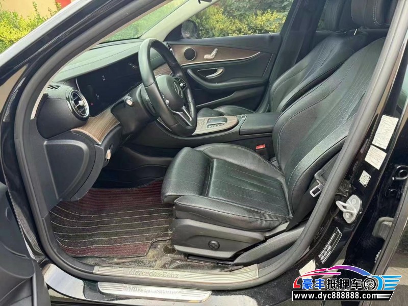 18年奔驰E轿车抵押车出售