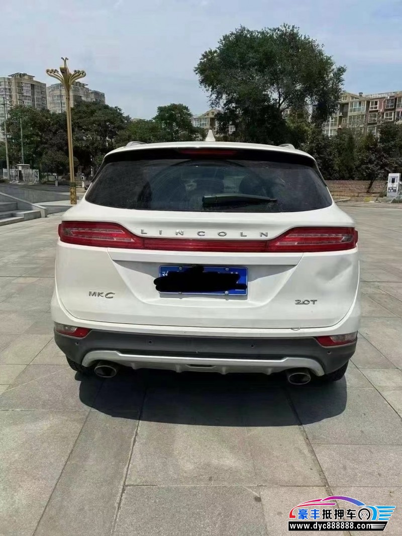 16年林肯MKC轿车抵押车出售