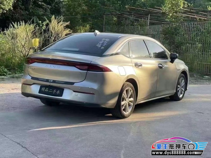 22年埃安魅S580轿车抵押车出售