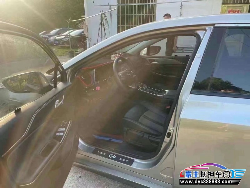 22年埃安魅S580轿车抵押车出售