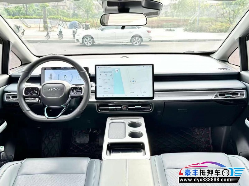 23年埃安Y70轿车抵押车出售