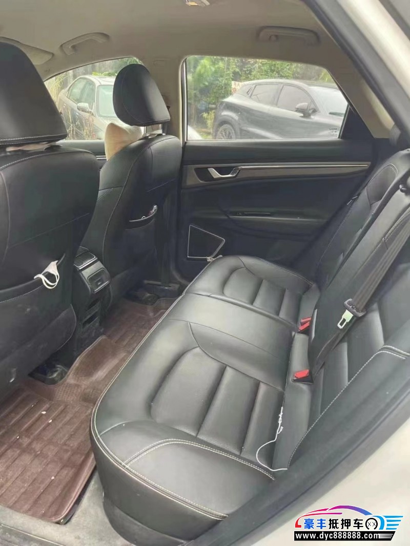 18年吉利帝豪轿车抵押车出售