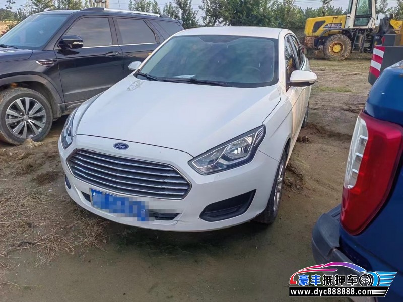 19年福特福睿斯轿车抵押车出售