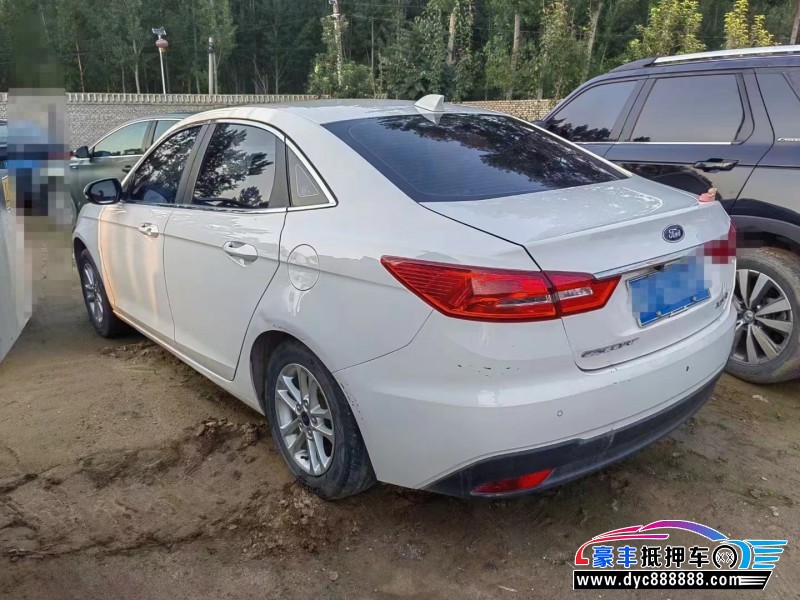 19年福特福睿斯轿车抵押车出售