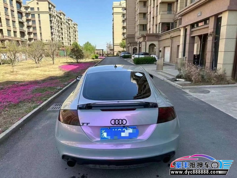 11年奥迪TT轿车抵押车出售