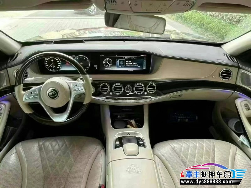 19年奔驰迈巴赫S级轿车抵押车出售