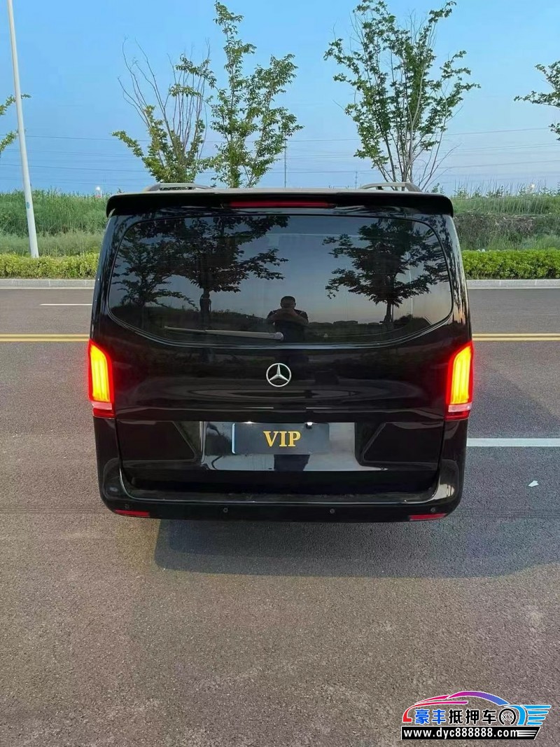 20年奔驰威霆MPV抵押车出售