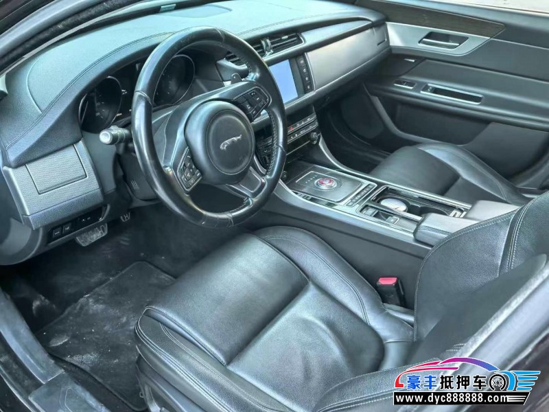 17年捷豹XFL轿车抵押车出售