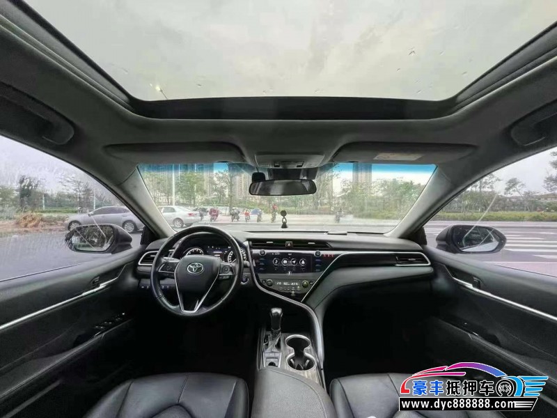 21年丰田凯美瑞轿车抵押车出售