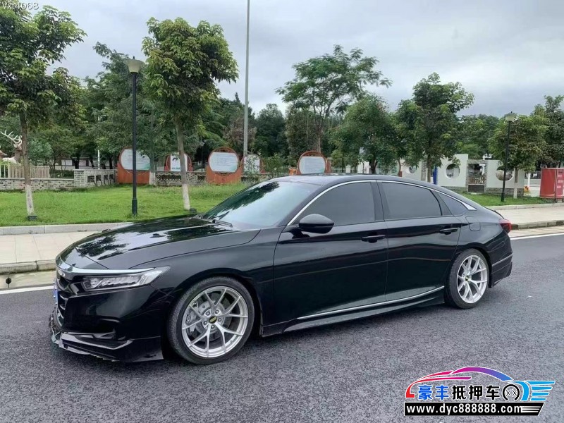 22年本田雅阁轿车抵押车出售