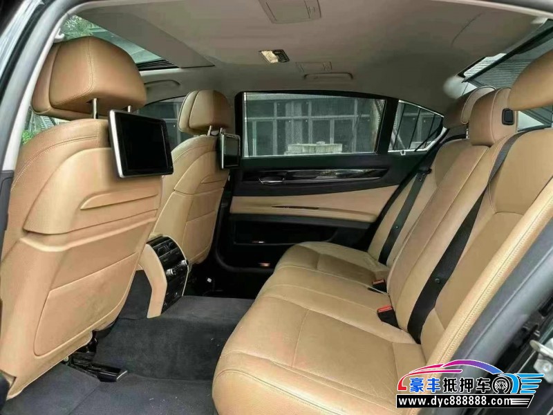 15年宝马7系轿车抵押车出售