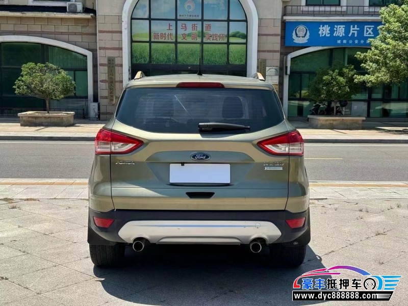 15年福特翼虎轿车抵押车出售