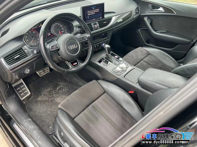 18年奥迪S6轿车抵押车出售