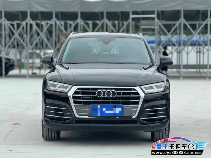 19年奥迪Q5轿车抵押车出售