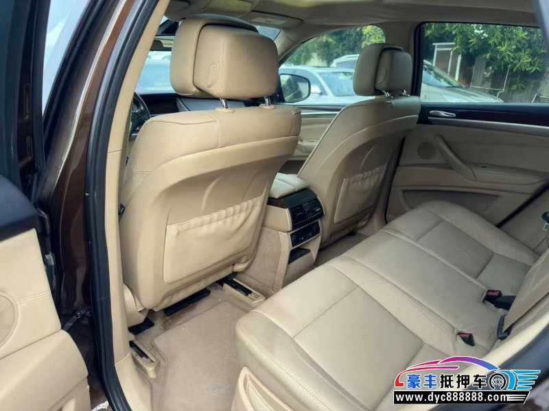 13年宝马X6轿车抵押车出售