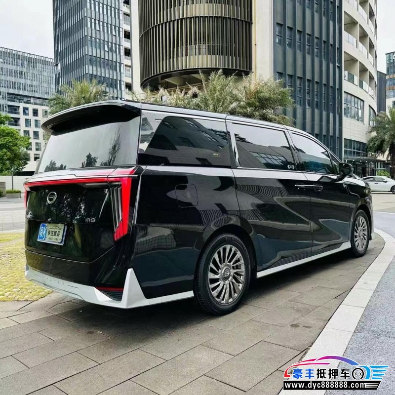 23年传祺M8轿车抵押车出售