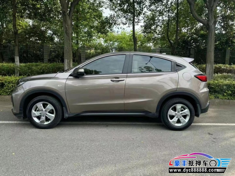 18年本田XRV轿车抵押车出售