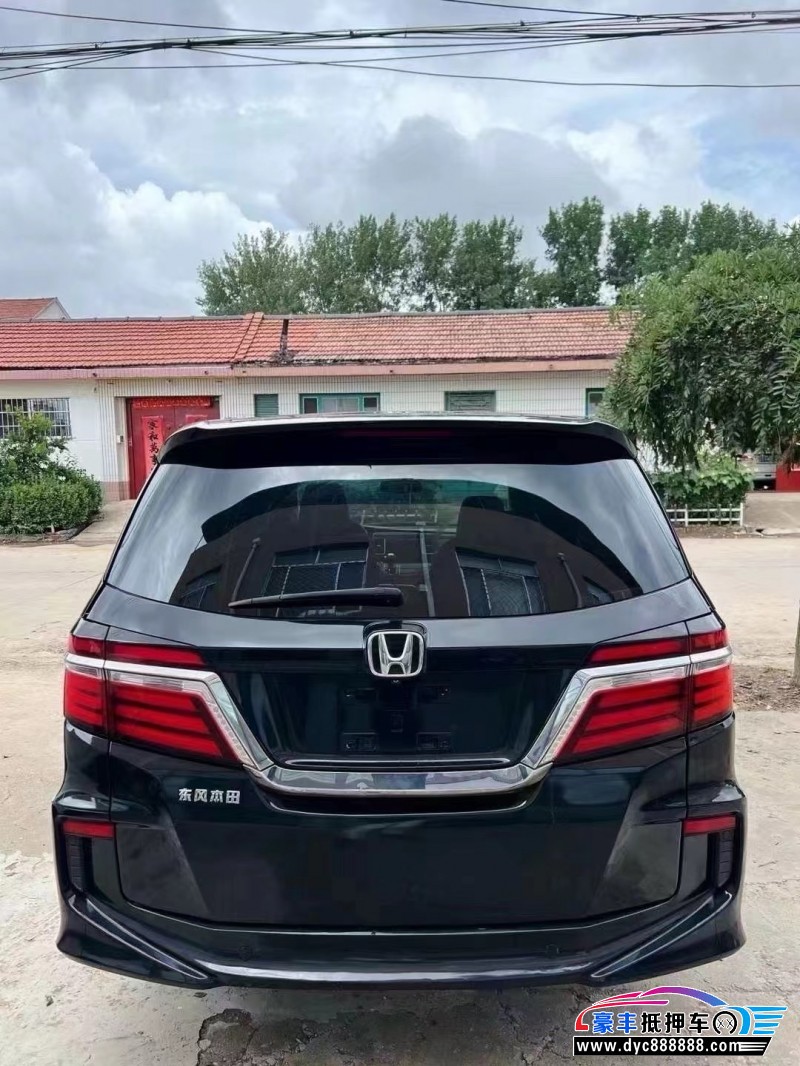 16年本田艾力绅轿车抵押车出售