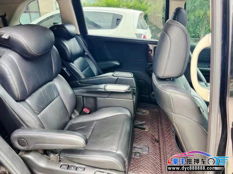 16年本田艾力绅轿车抵押车出售