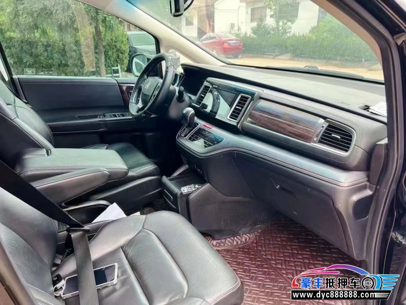 16年本田艾力绅轿车抵押车出售