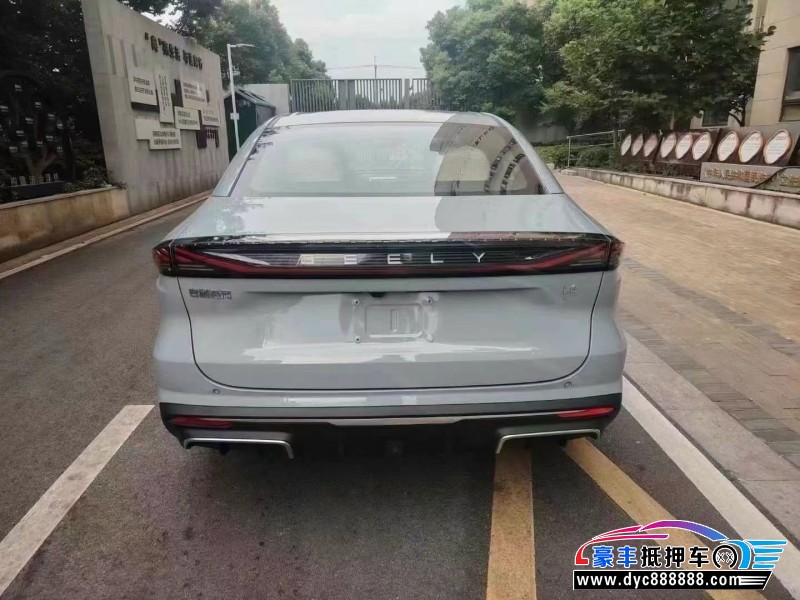 24年吉利银河L6轿车抵押车出售