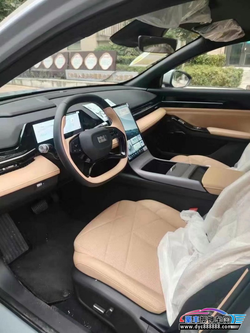 24年吉利银河L6轿车抵押车出售