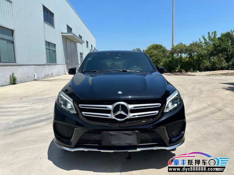 16年奔驰GLE轿车抵押车出售
