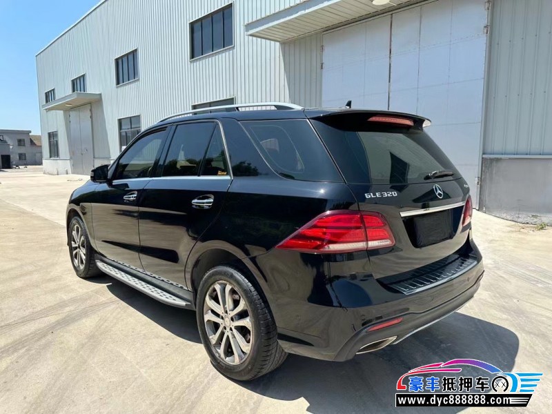 16年奔驰GLE轿车抵押车出售